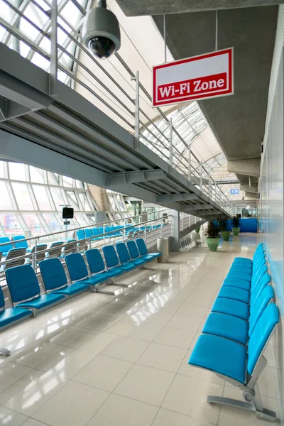 Wi-fi zone in airport — Stock Photo, Image