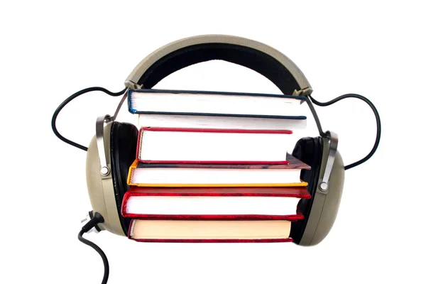 Starý styl sluchátka a knihy — Stock fotografie