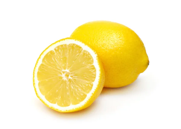 Twee citroenen geïsoleerd — Stockfoto