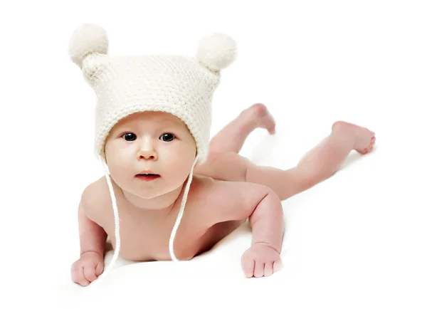 Новорожденный ребенок в кепке — стоковое фото
