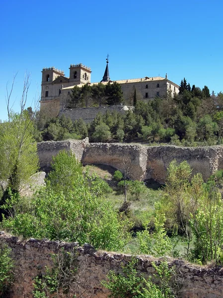 在昆卡省，卡斯蒂利亚拉曼查，西班牙由修道院 — 图库照片