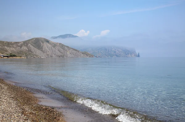 Прозора вода Чорного моря — стокове фото