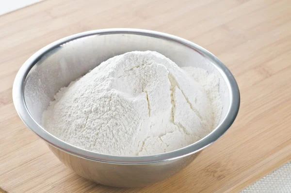White flour in bowl — Stock Photo, Image