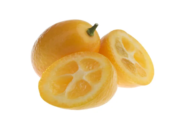 白上孤立断层柑橘类水果 — 图库照片