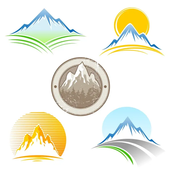 Conjunto de emblema de montañas — Vector de stock