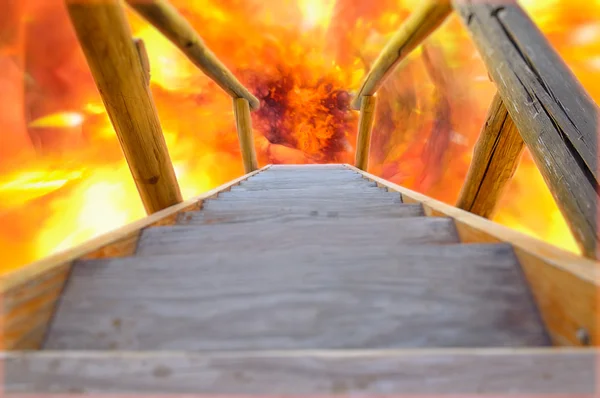 木制楼梯到地狱 — 图库照片