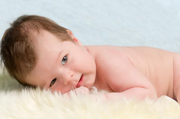 Bebé infantil bonito — Fotografia de Stock