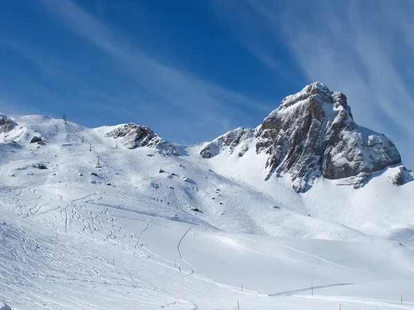 Лыжный склон — стоковое фото
