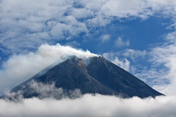 Merapi volcano — Stock Photo, Image