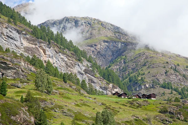 Pequeño poblado suizo —  Fotos de Stock