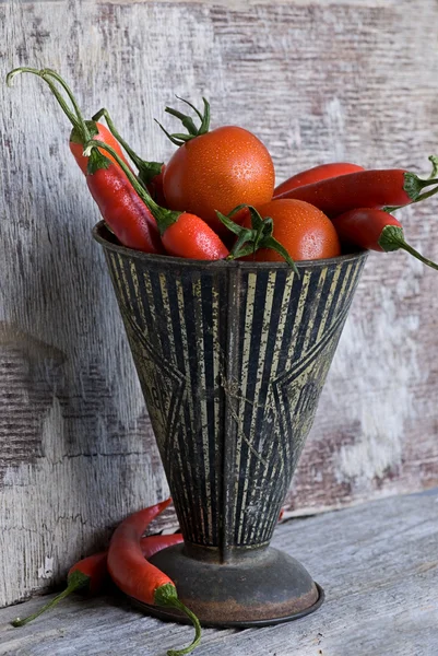 Ardei iute și roșii — Fotografie, imagine de stoc