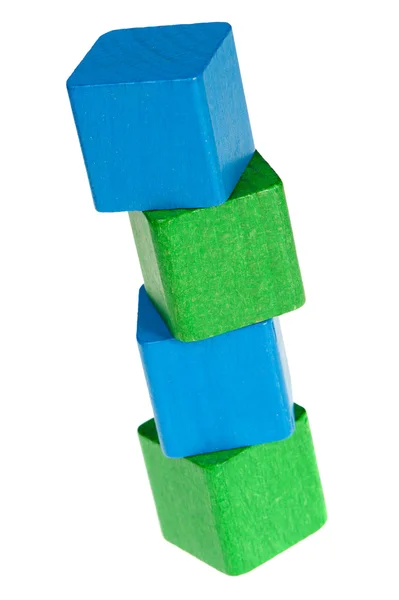 Цветные деревянные кубы — стоковое фото