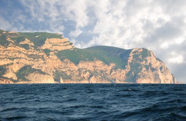 dağlar ve deniz