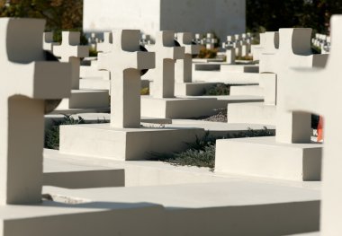 askeri mezarlığı