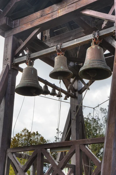 Набір стародавніх дзвонів — стокове фото
