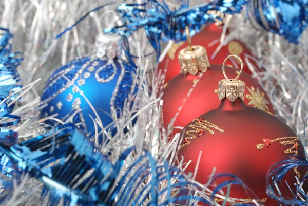 圣诞玩具在银 decoraction — 图库照片