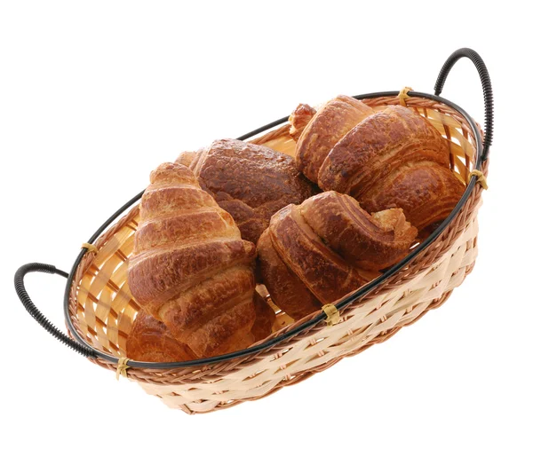 Croissant im Korb — Stockfoto