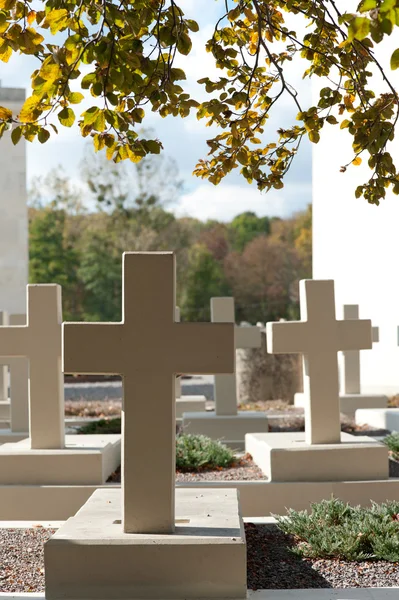 Militaire begraafplaats — Stockfoto