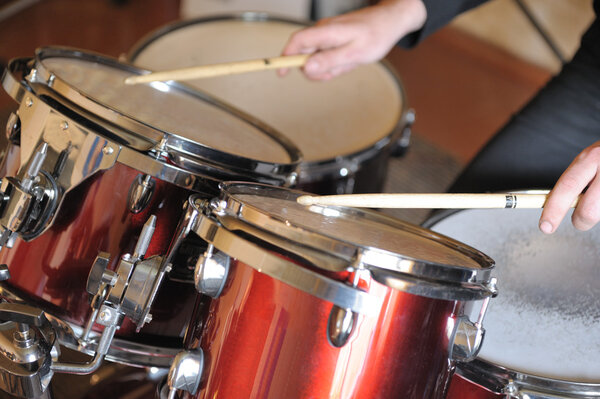 Барабанщик в действии
