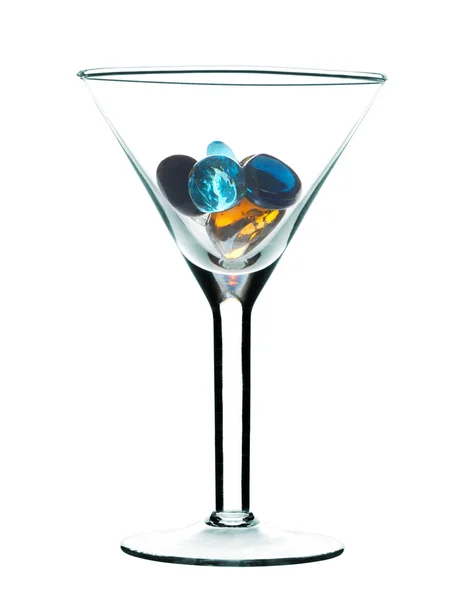Glas für Martini mit farbigen Glassteinen — Stockfoto