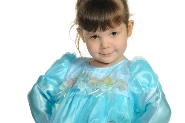 Hübsch das kleine Mädchen im blauen Kleid — Stockfoto