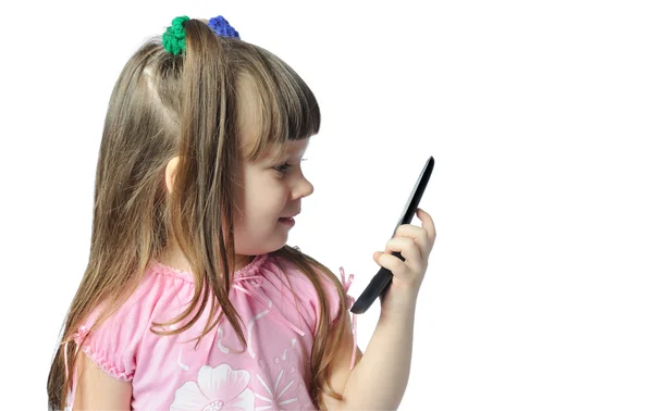 小女孩用一部手机 — 图库照片