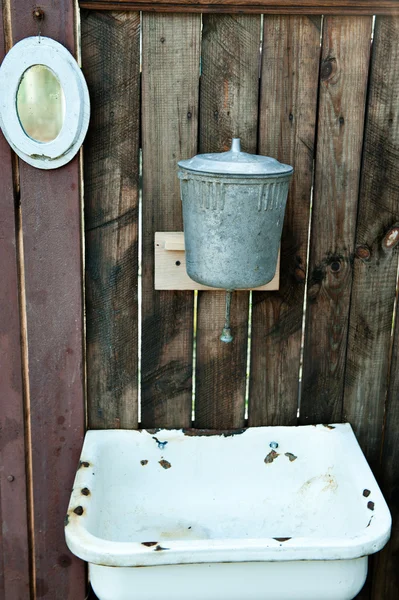 Velho washstand — Fotografia de Stock