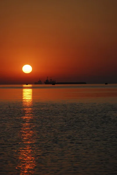Hajók és naplemente — Stock Fotó