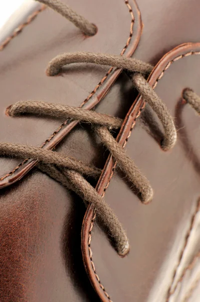 Zapatos de hombre de cuero marrón —  Fotos de Stock