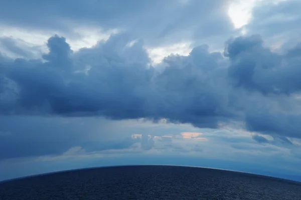 El mar y el cielo — Foto de Stock