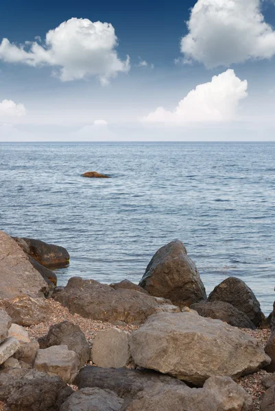 Sahil üzerinde taşlar — Stok fotoğraf
