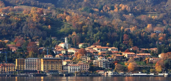 Tiempo de otoño en el Lago de Como en Italia . — Foto de Stock