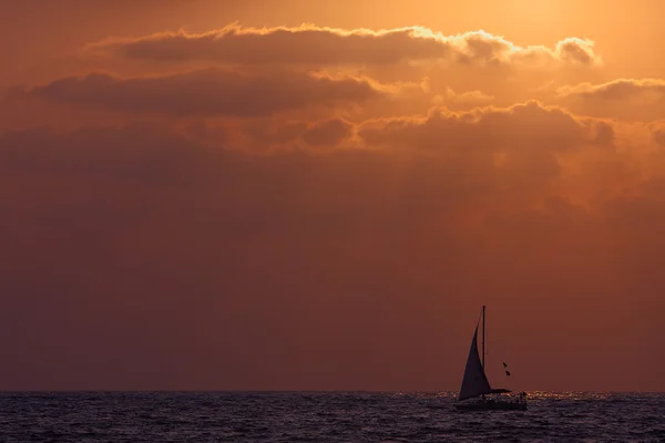 Yacht sul Mar Mediterraneo . — Foto Stock
