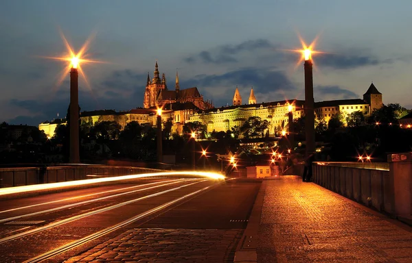 Iltaa Praha . — kuvapankkivalokuva
