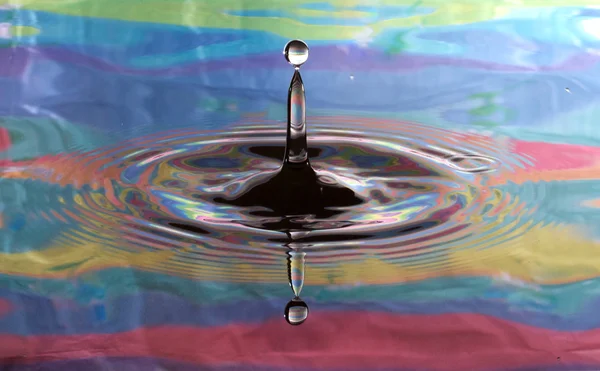 Psychedelic Stop Motion Water Drop — Stock Photo, Image