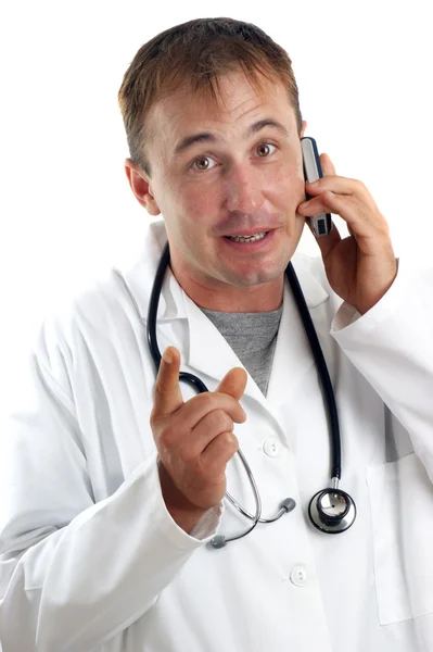 Medizinisches Personal gestikuliert während eines Telefonats — Stockfoto