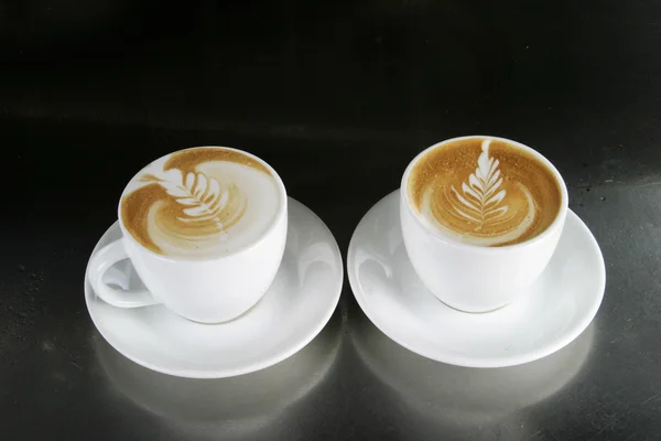 Cappucinno mit Latte Art — Stockfoto