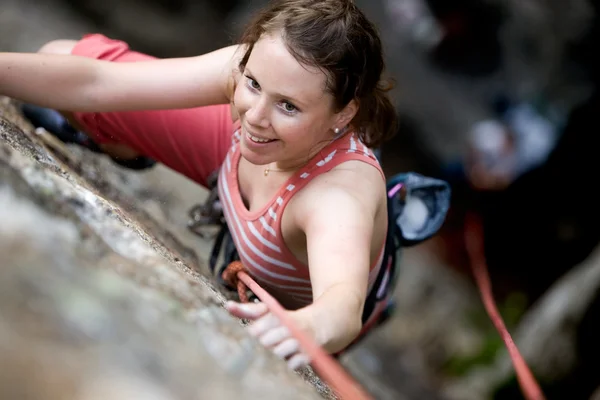 Mulher alpinista — Fotografia de Stock