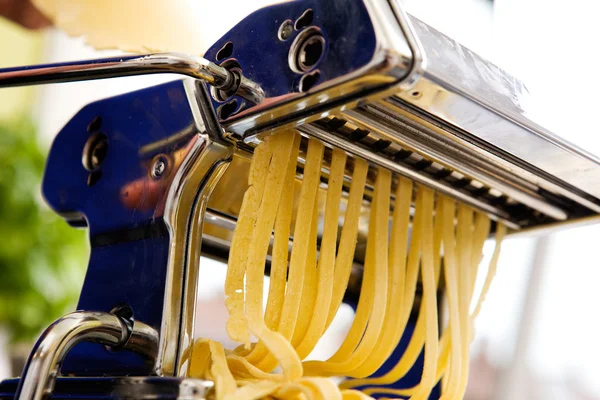 Hemlagad pasta fettuccine detalj — Stockfoto