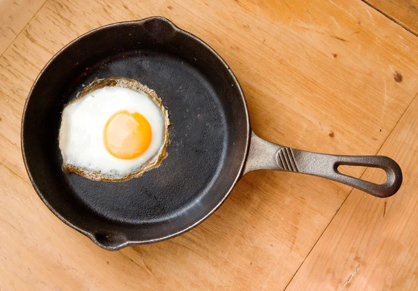 위에서 구운된 달걀 — 스톡 사진