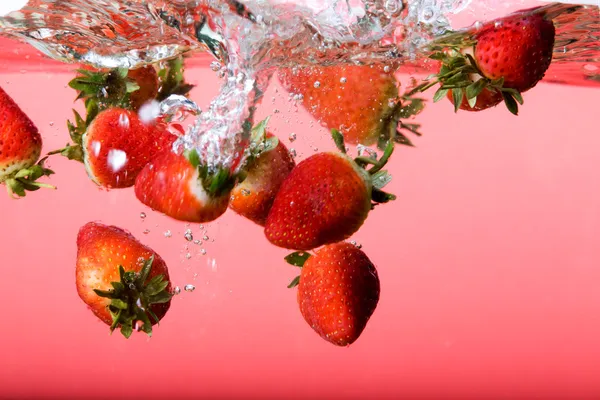 Strawberry Background in Water — Stock Photo, Image