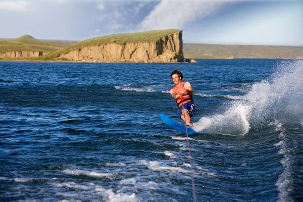 Водный лыжник — стоковое фото