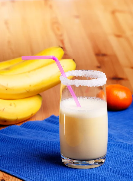 Orange banana smoothie — Stockfoto