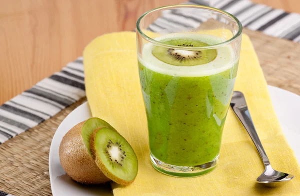 Kiwi Fruit Drink — Stock Photo, Image