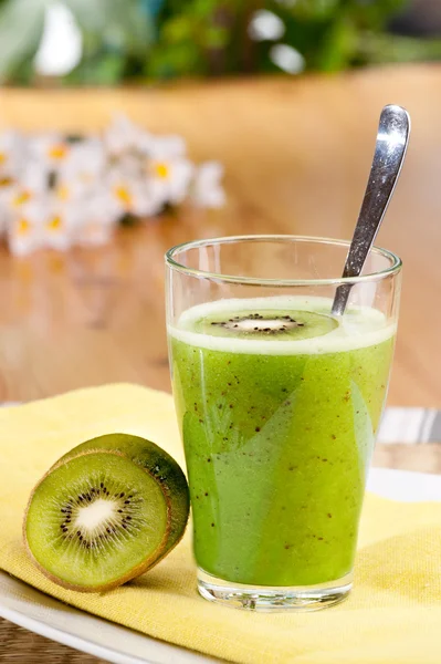 Kiwi Fruit Drink — Stock Photo, Image