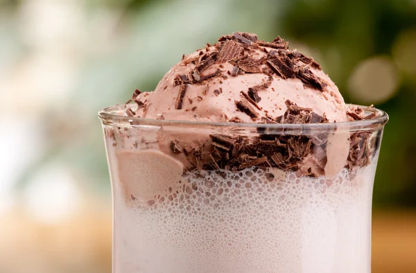 Шоколадне молоко Float — стокове фото