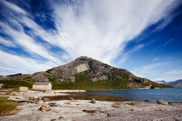Costa da Montanha Noruega — Fotografia de Stock