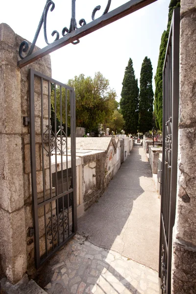 Kamenné hřbitov — Stock fotografie