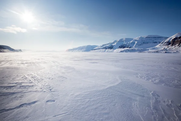 Montaña invierno paisaje Imagen de archivo