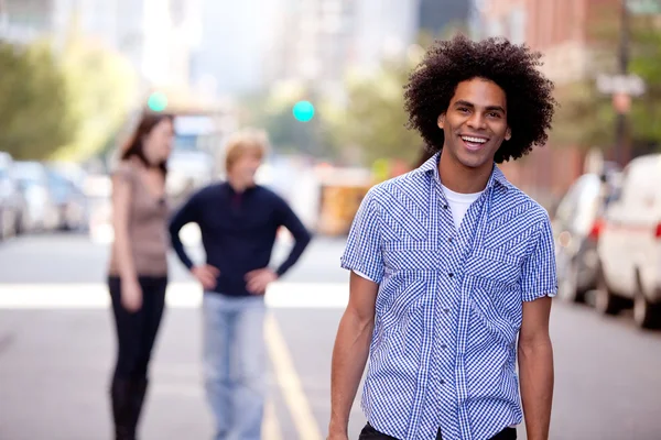 Hombre afroamericano feliz —  Fotos de Stock